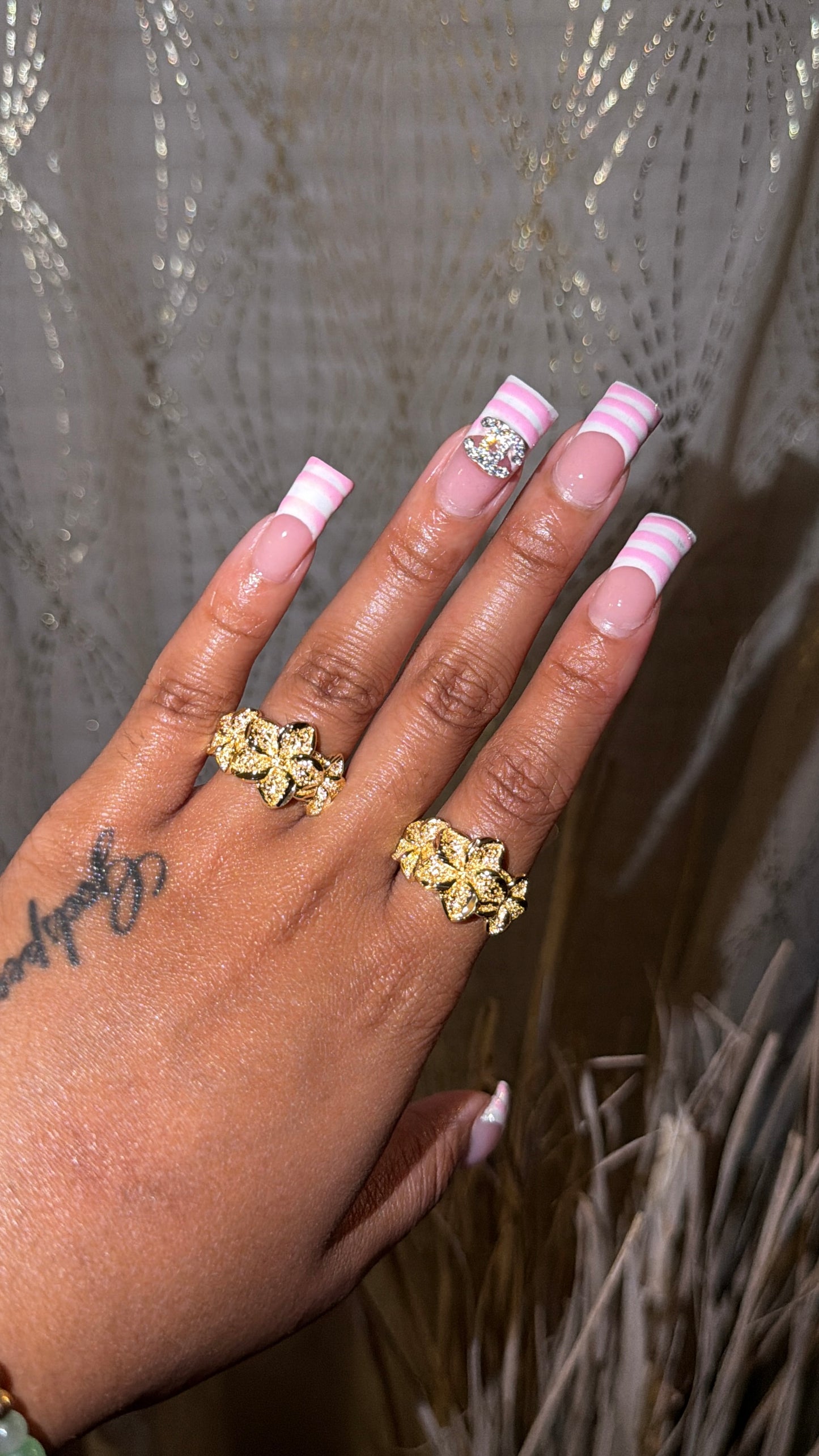 HIBISCUS FLOWER RING