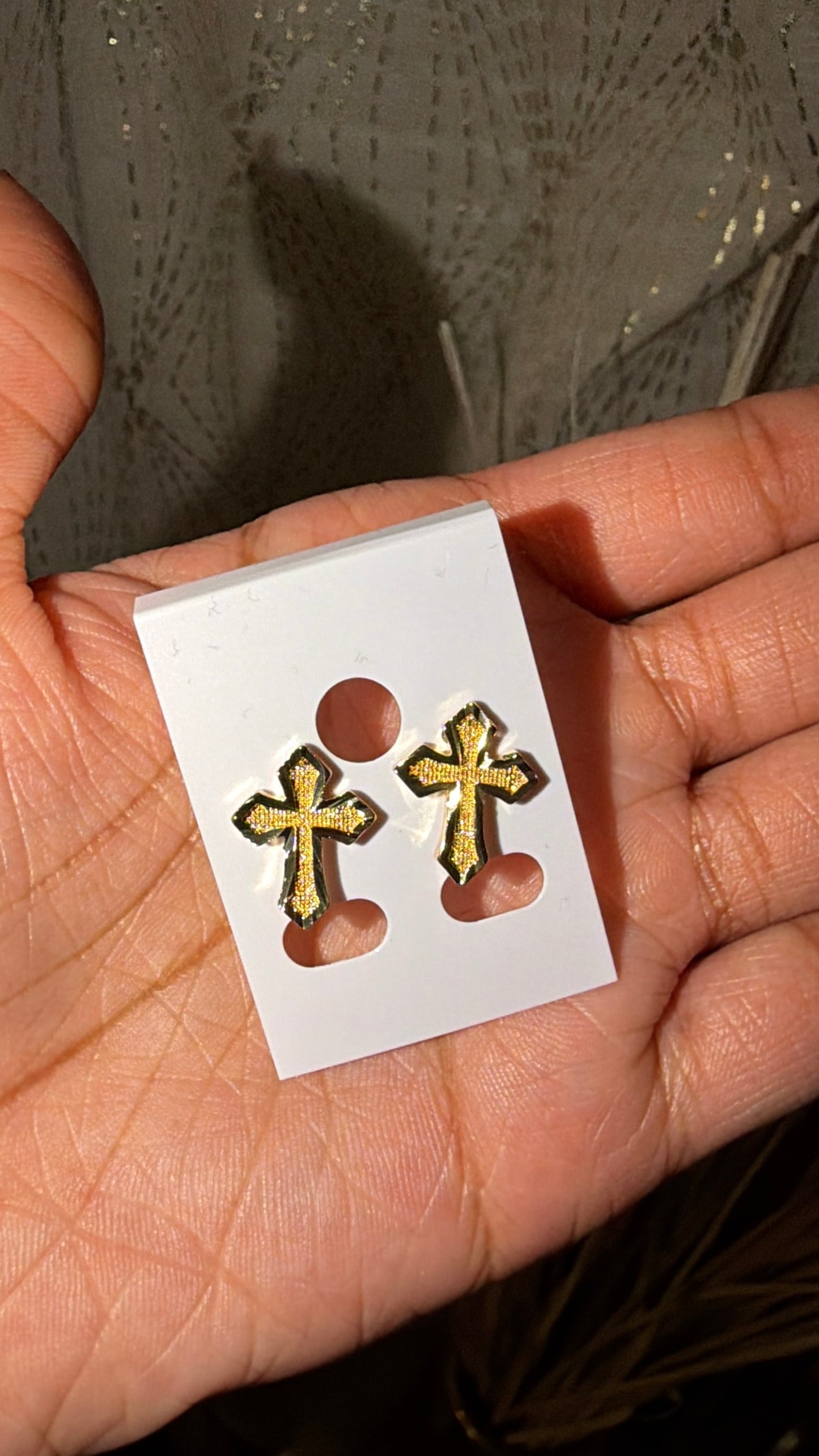 CROWN STUDS